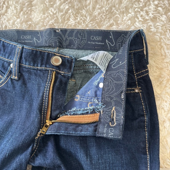 Wrangler Ultimate Riding Cash In American Spirit Jean Women’s Size 0 X 34 - Picture 11 of 15